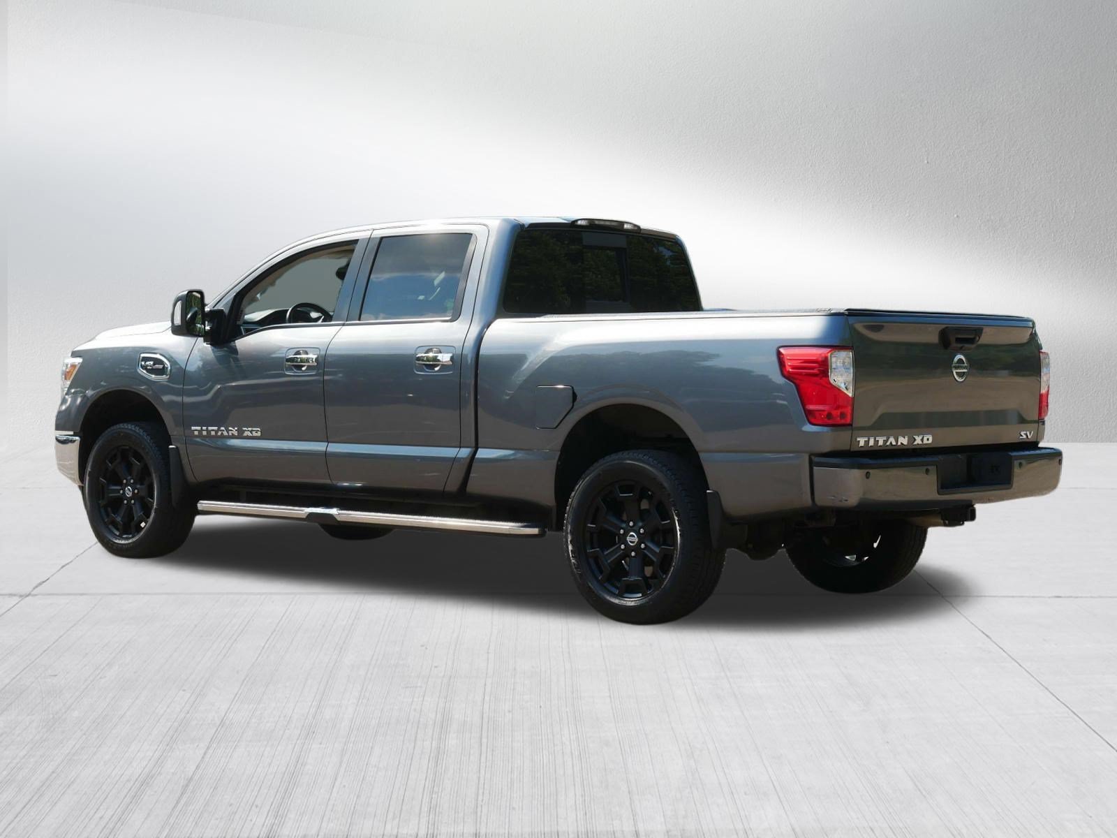 Used 2017 Gun Metallic Nissan SV image 5