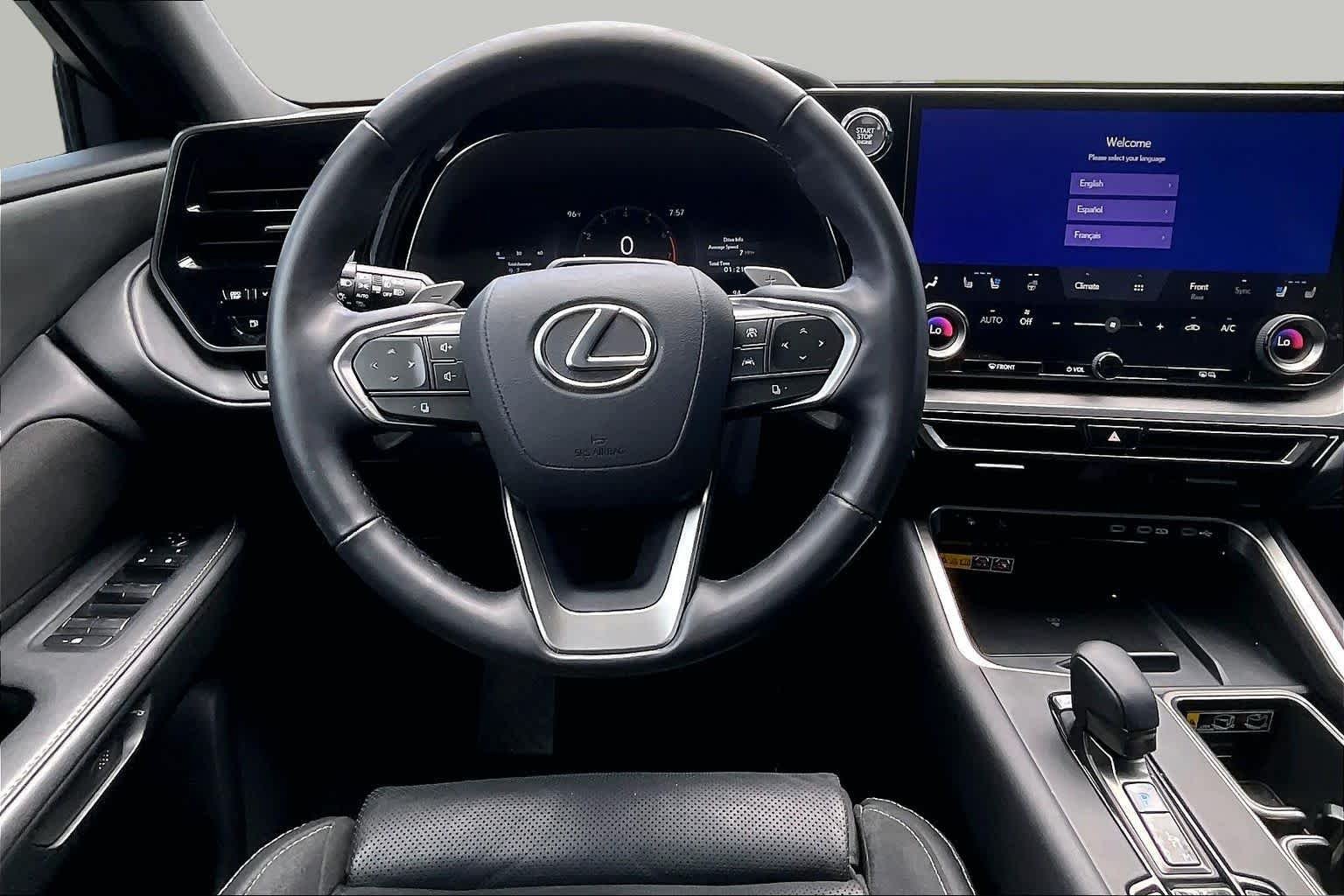 Used 2024 Wind Chill Pearl Lexus Luxury image 6