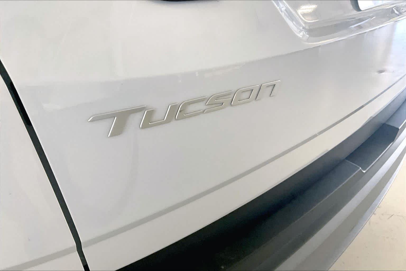 Used 2026 Serenity White Pearl Hyundai SEL image 9