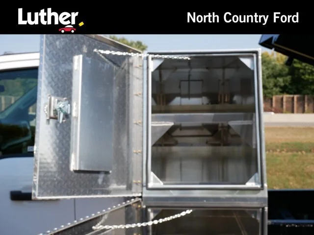 New 2024 Oxford White Ford F-450® XL image 87