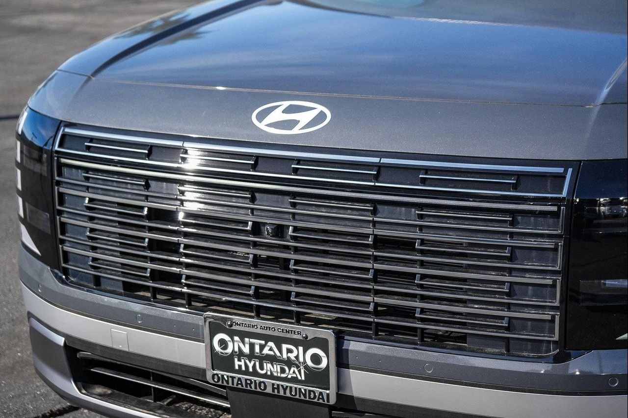 New 2026 Gray Hyundai SEL Premium image 34