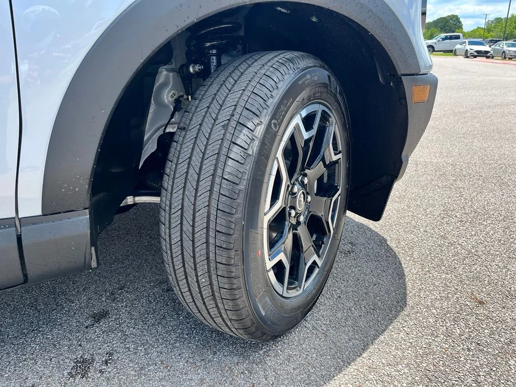 New 2026 White Ford Outer Banks image 6