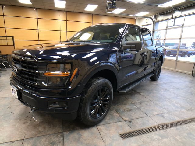 New 2026 Antimatter Blue Metallic Ford XLT image 3