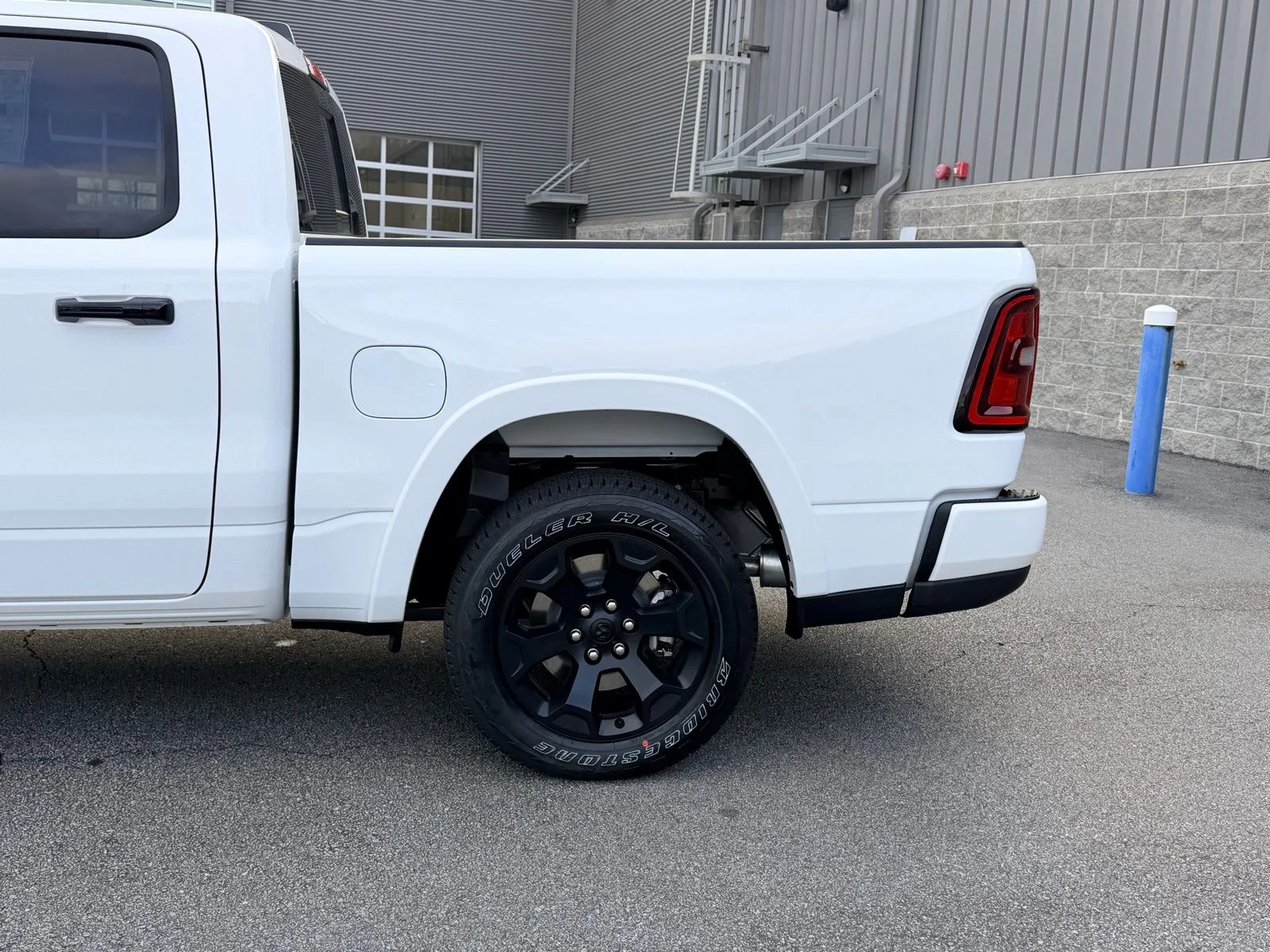 New 2026 Bright White Clearcoat RAM Big Horn/Lone Star image 6