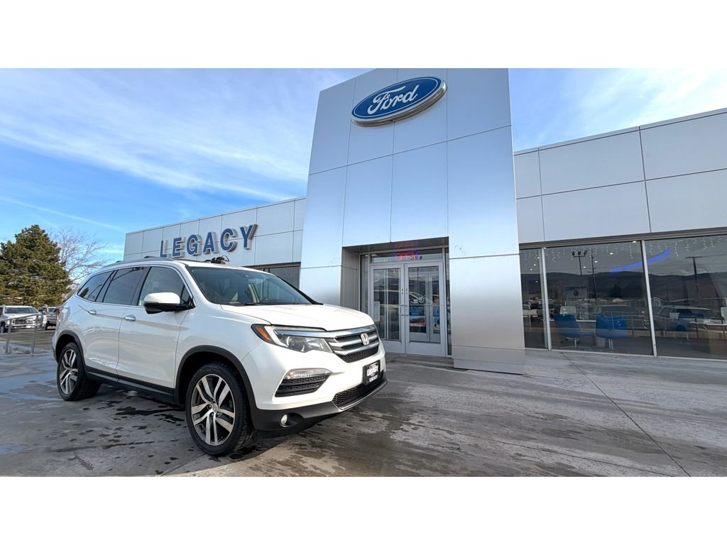 2016 Honda Pilot 4WD Touring's photo