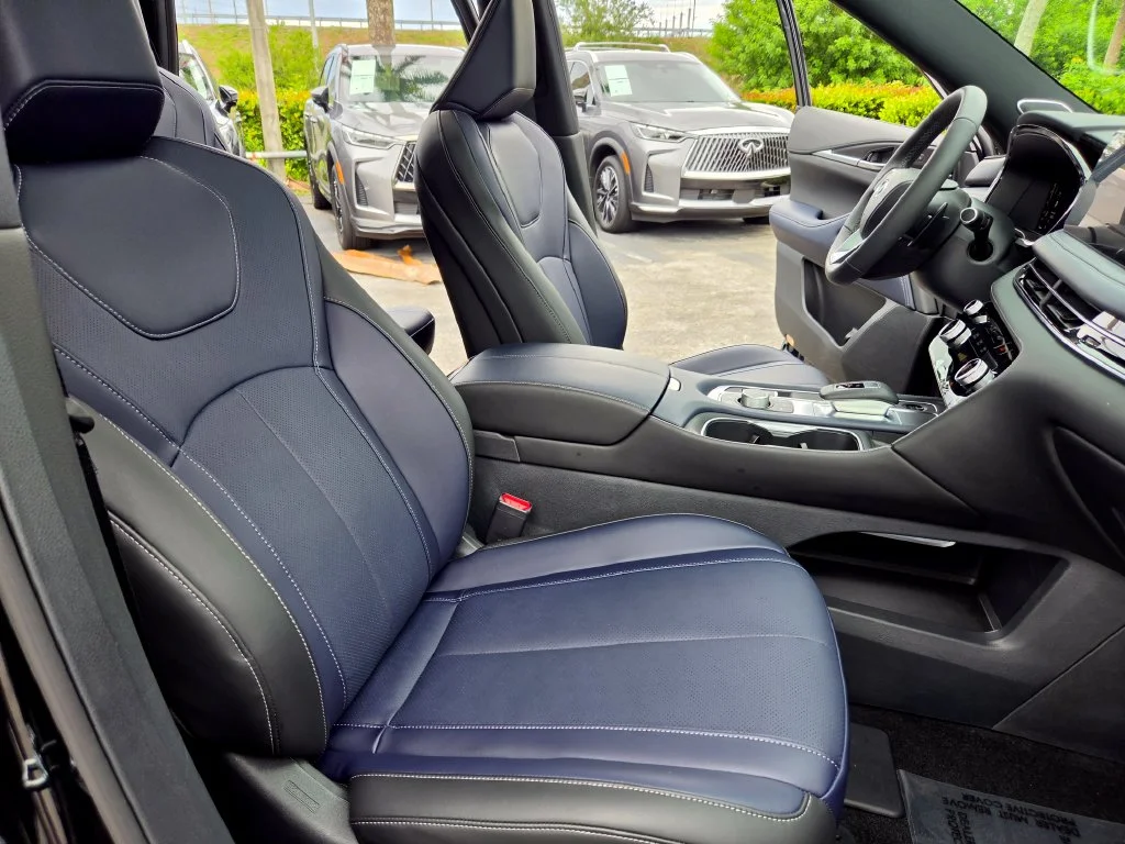 Used 2026 Black INFINITI SPORT image 25