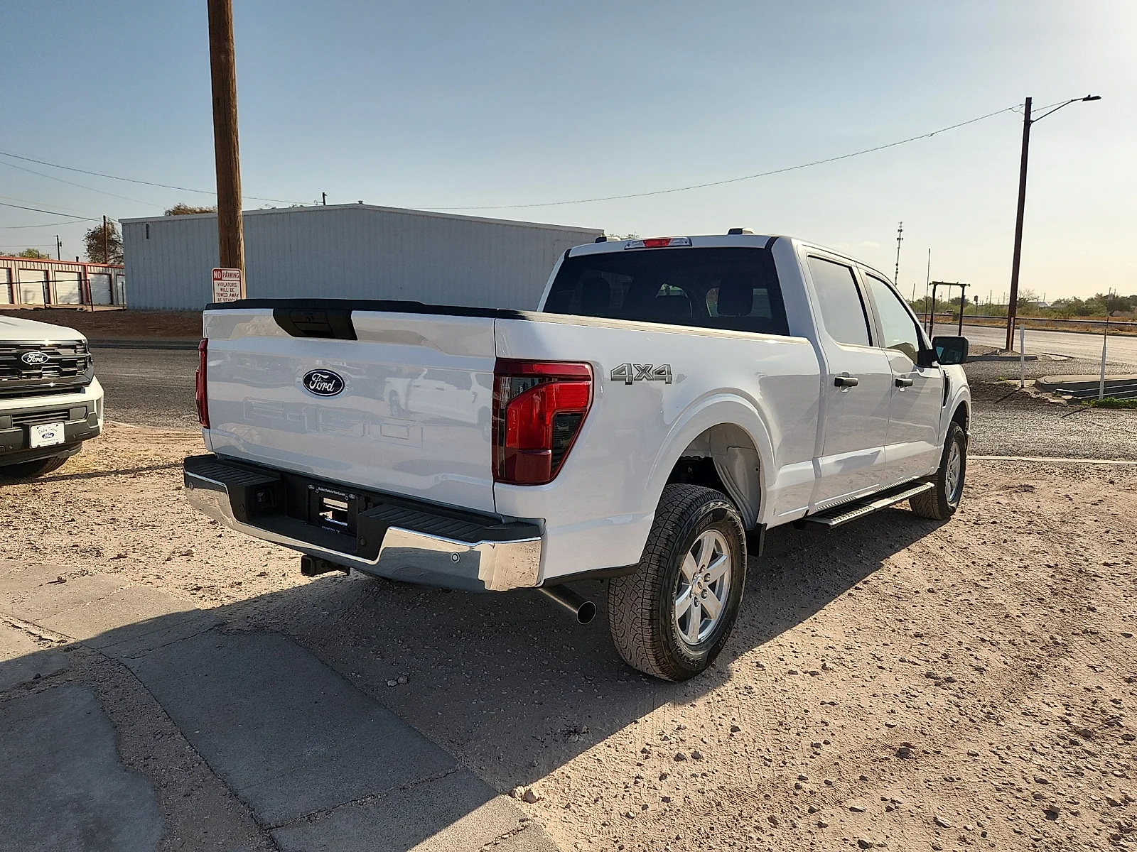New 2026 Oxford White Ford XL image 7