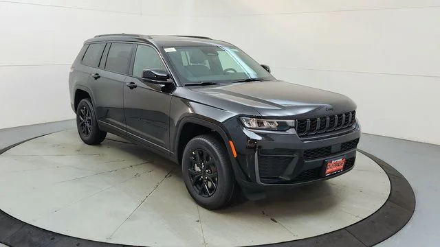 New 2026 Diamond Black Crystal Pearl-Coat Exterior Paint Jeep  image 16
