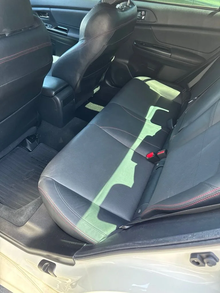 Used 2018 Crystal White Pearl Subaru Limited image 8