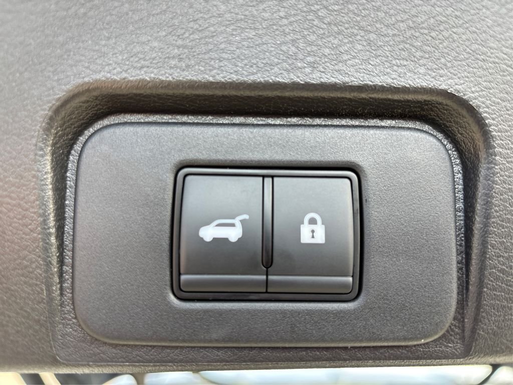 Used 2024 White Nissan SL image 14