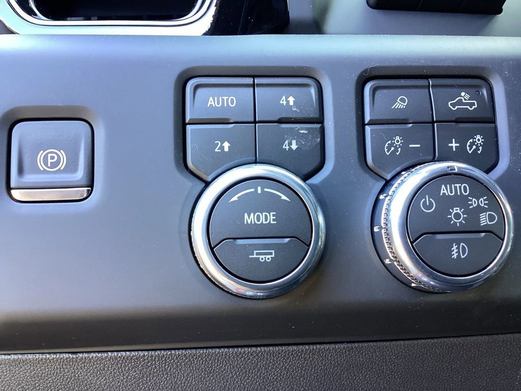 2026 GMC Sierra 1500 AT4X - Photo 10