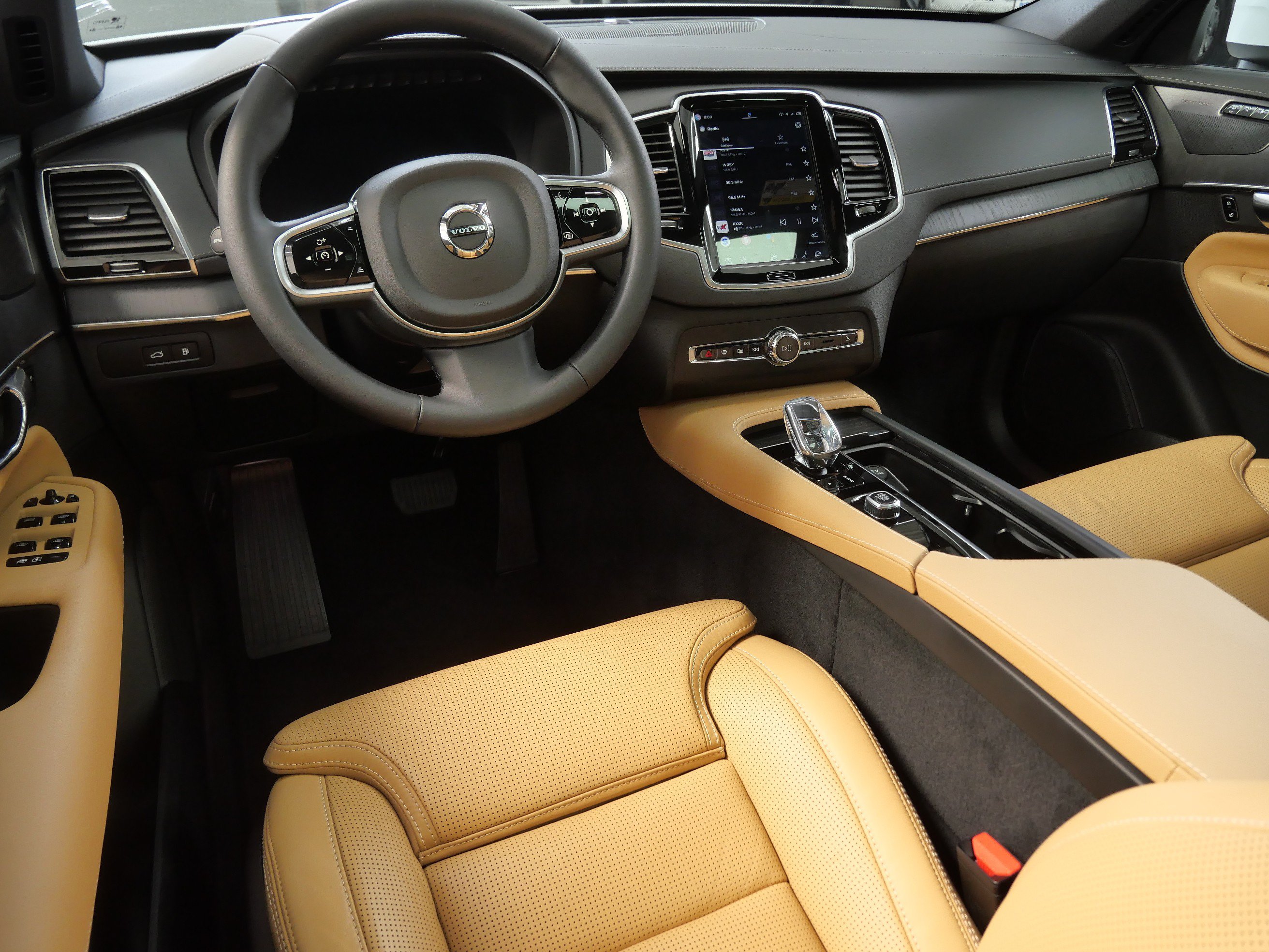 Used 2025 Volvo XC90 Ultra with VIN YV4H60PF3S1312724 for sale in Minnetonka, Minnesota