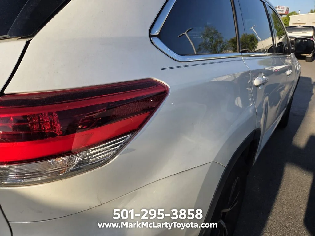 Used 2019 White Toyota LE image 8