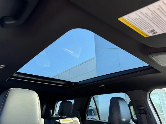 New 2026 Agate Black Metallic Ford Tremor® image 48