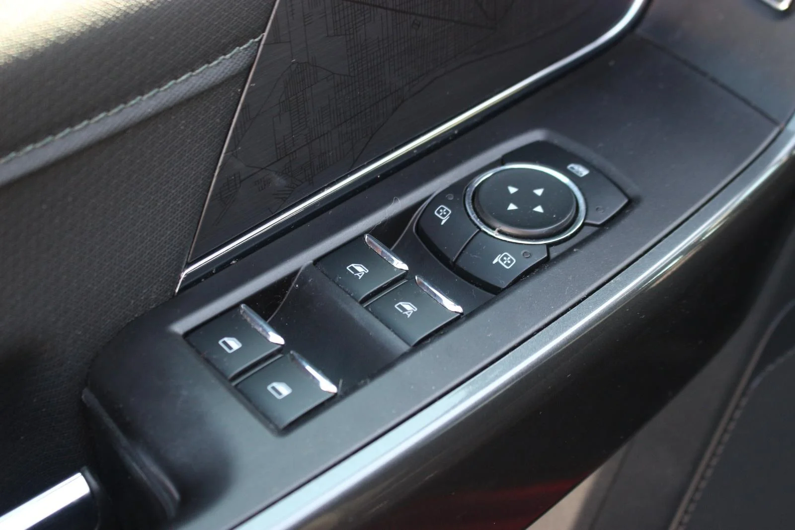 Used 2021 Red Ford XL image 17