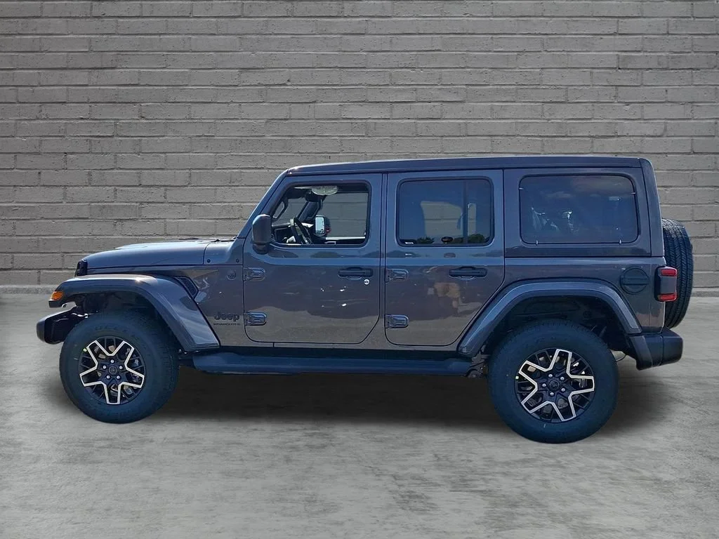 New 2027 Granite Crystal Metallic Clearcoat Jeep Sahara image 5