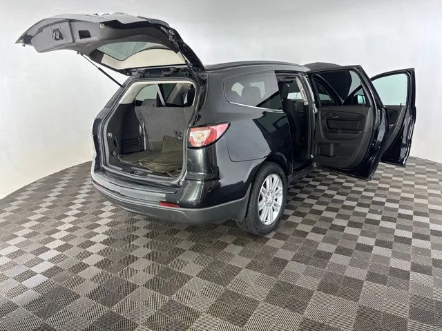 Used 2015 Black Chevrolet LT image 16
