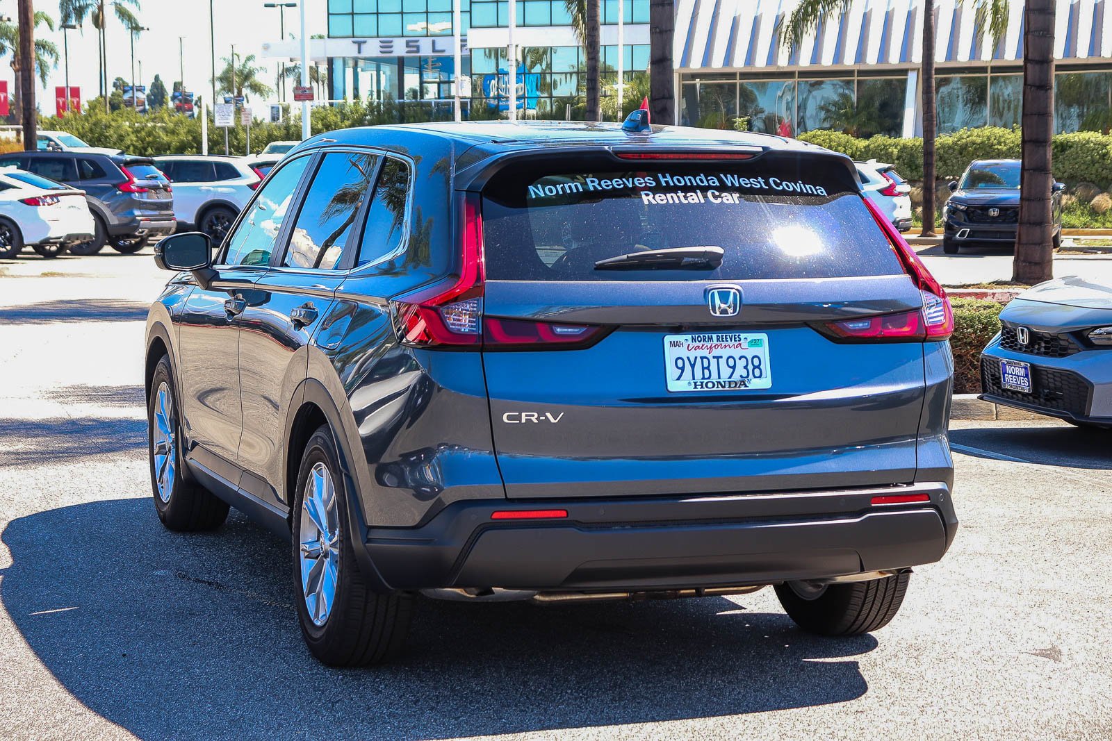 Used 2025 Meteorite Gray Metallic Honda EX-L image 30