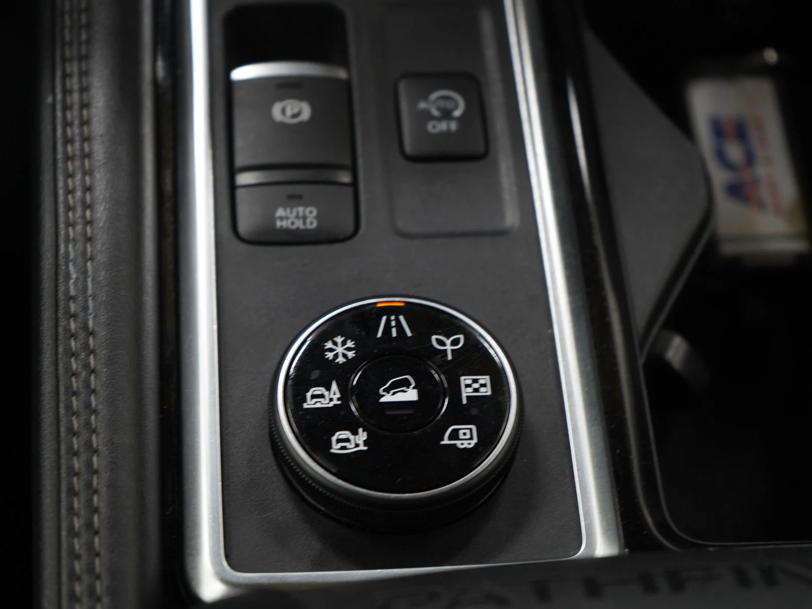 Used 2024 Super Black Nissan Platinum image 23