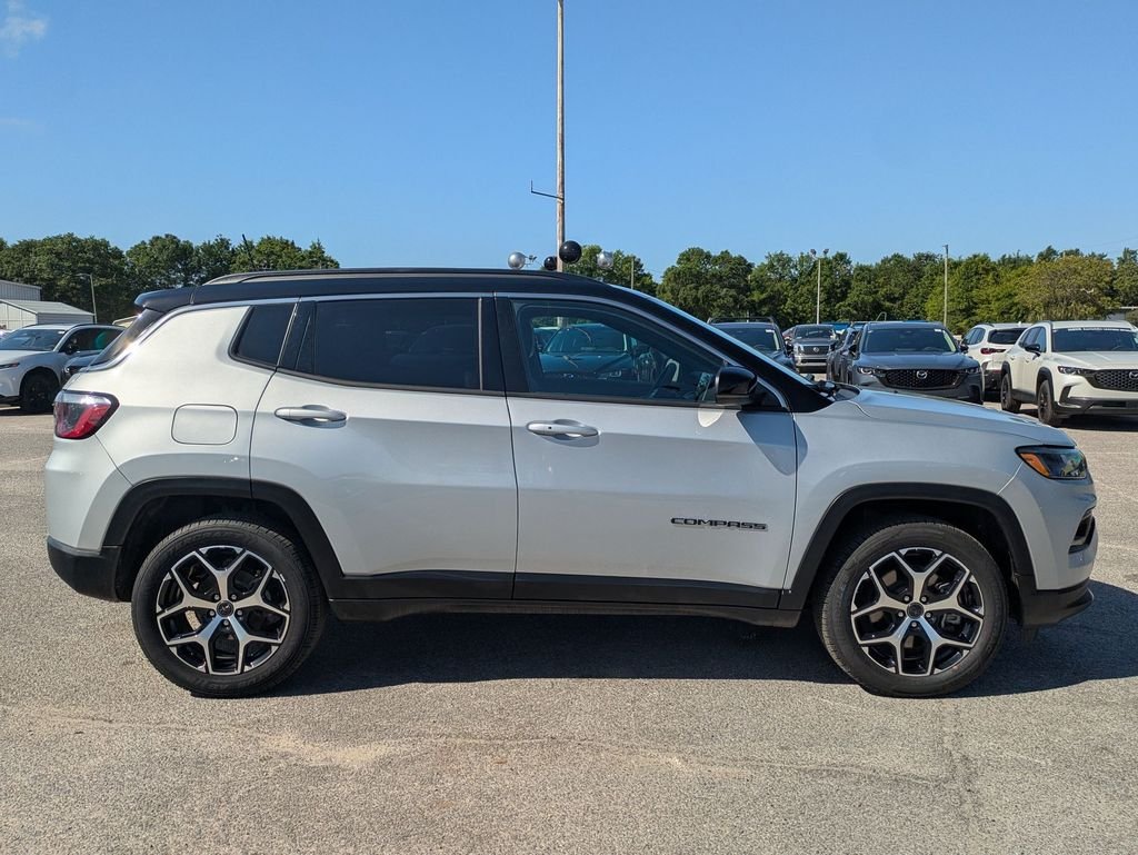 Used 2025 Silver Jeep Limited image 6
