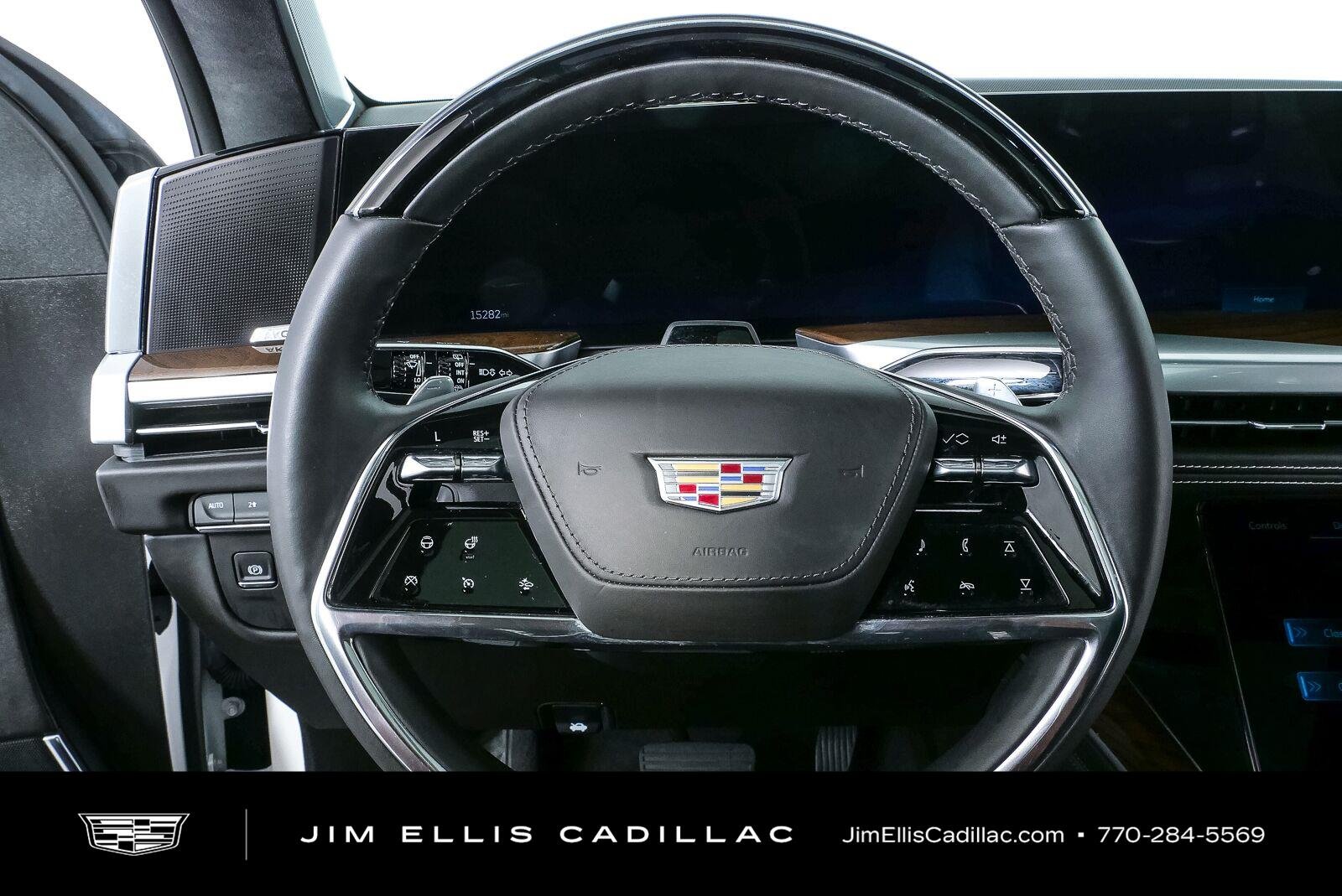 Used 2025 Crystal White Tricoat Cadillac Sport Platinum image 10