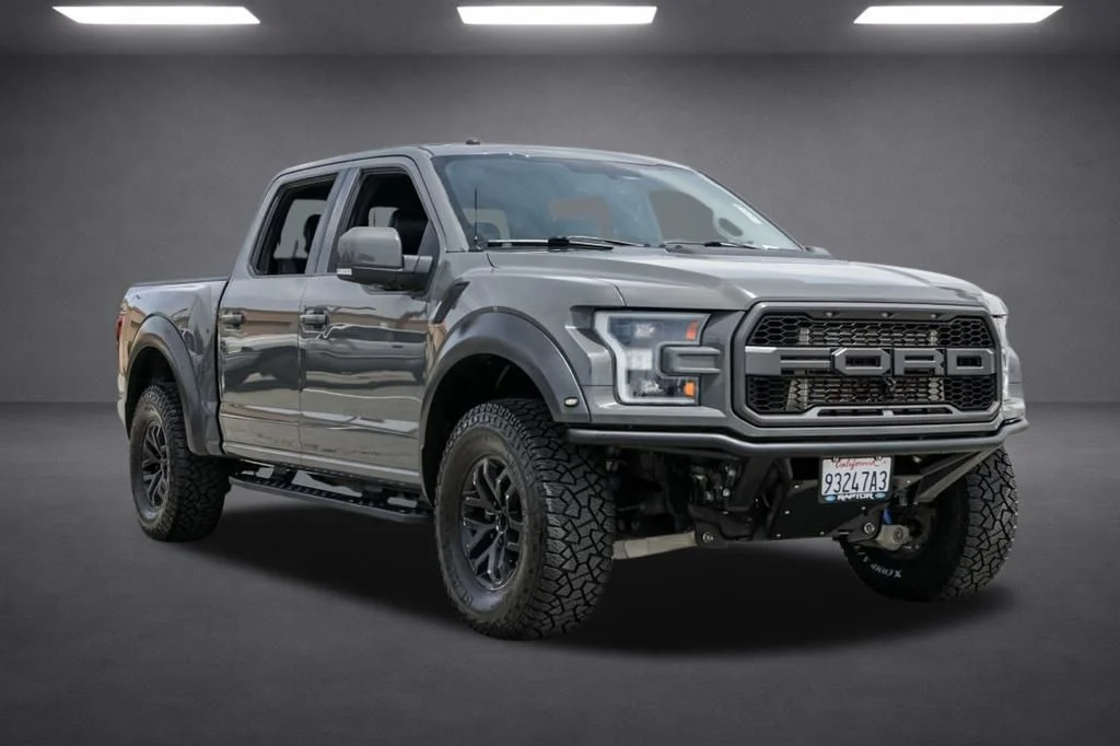 Used 2018 Gray Ford Raptor image 1