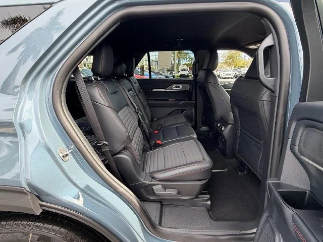New 2026 Vapor Blue Metallic Ford ST-Line image 35