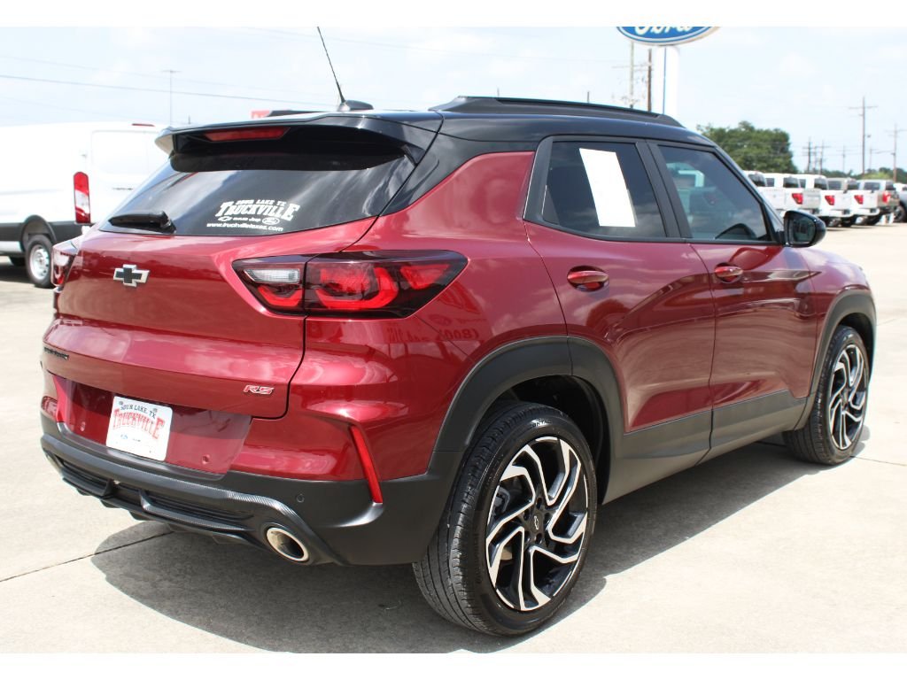 Used 2025 Crimson Metallic Chevrolet RS image 19