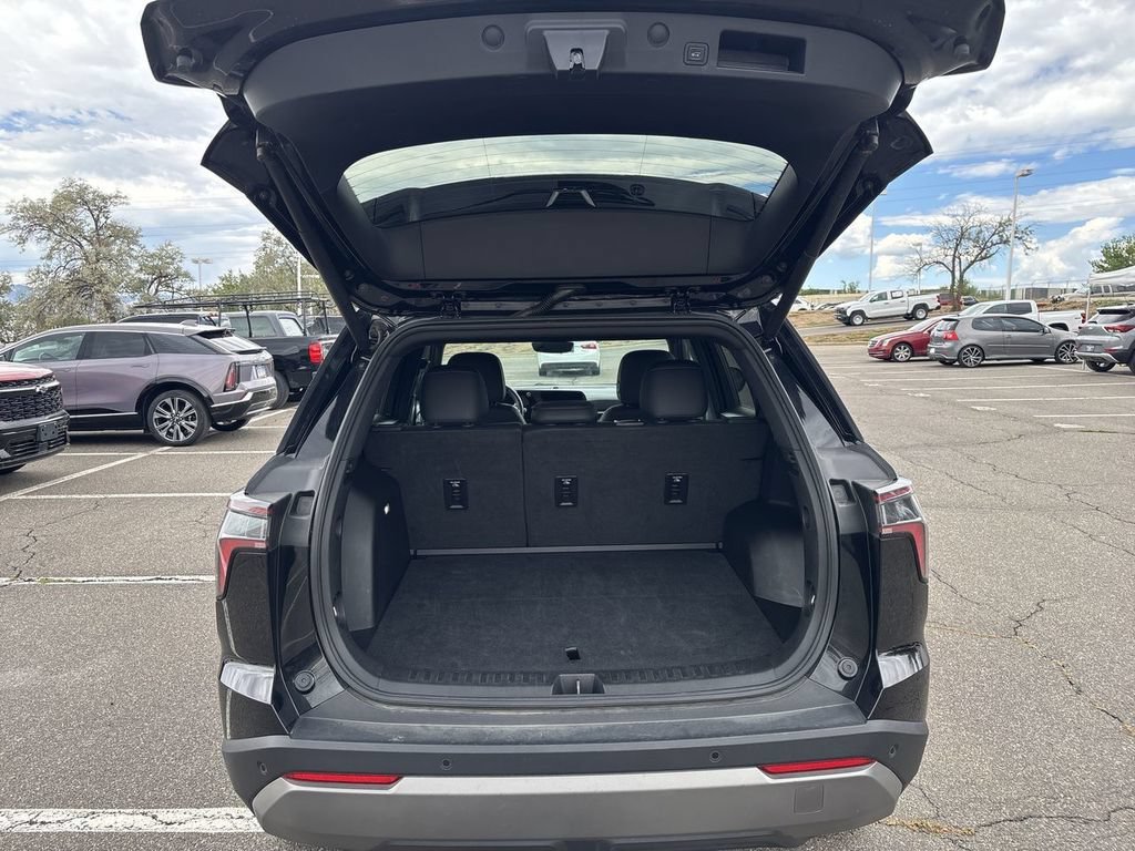 2025 Chevrolet Equinox LT - Photo 30