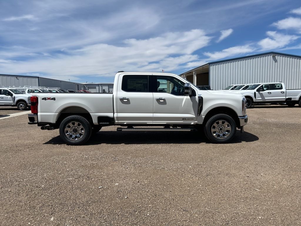 New 2026 Star White Metallic Tri-Coat Ford Lariat image 8