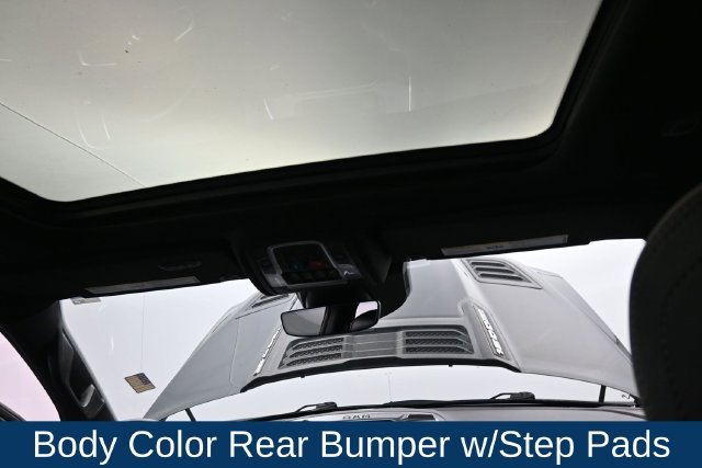 Used 2021 Black Ram Laramie image 23