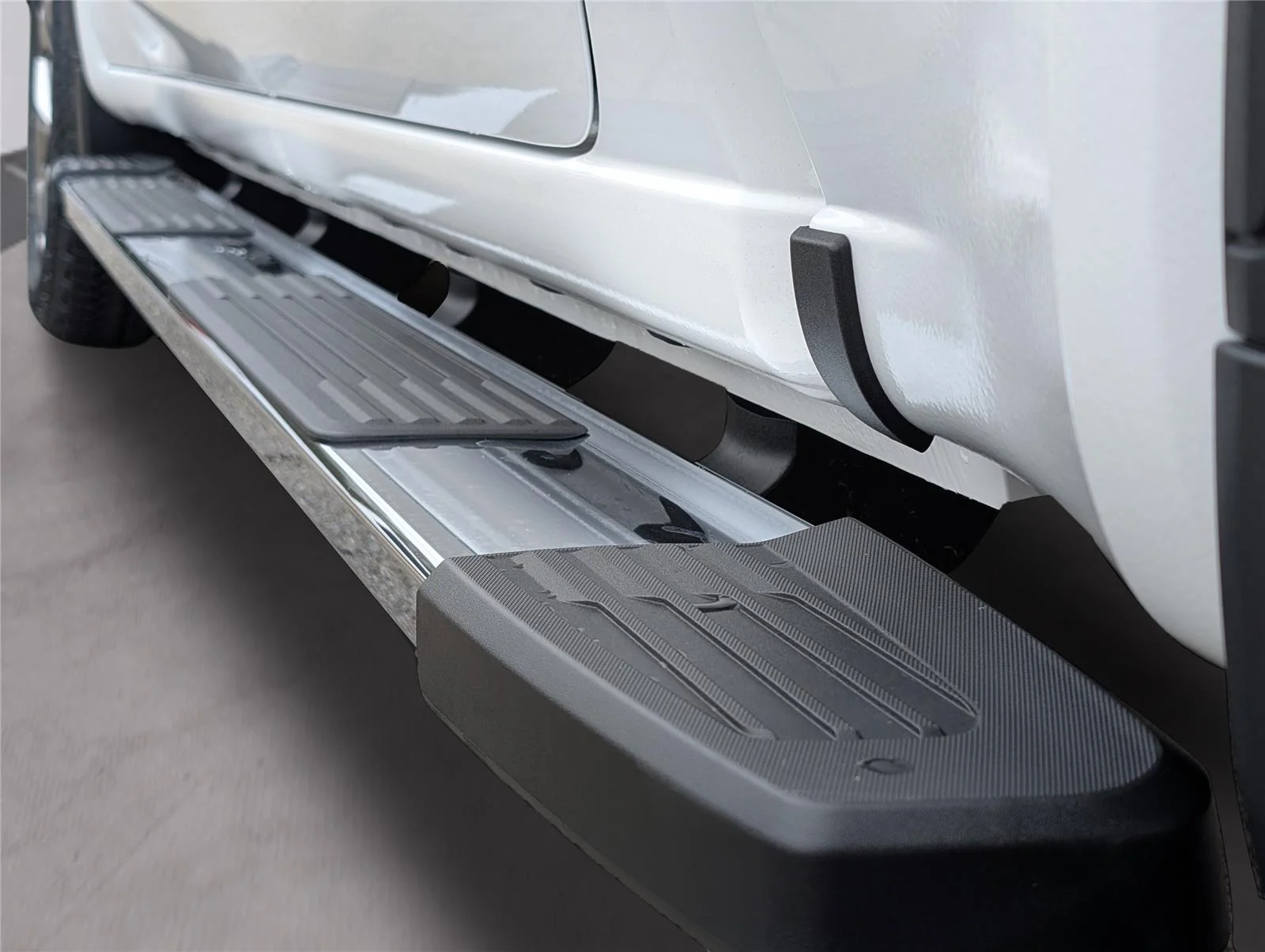 New 2026 Summit White GMC SLT image 34