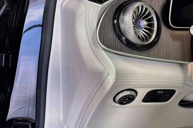 New 2026 Black Mercedes-Benz EQE 320+ image 39
