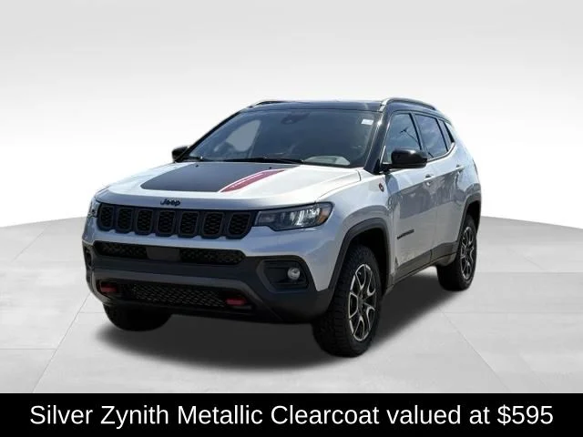 New 2026 Silver Zynith Metallic Clear-Coat Exterior Paint Jeep Trailhawk image 4