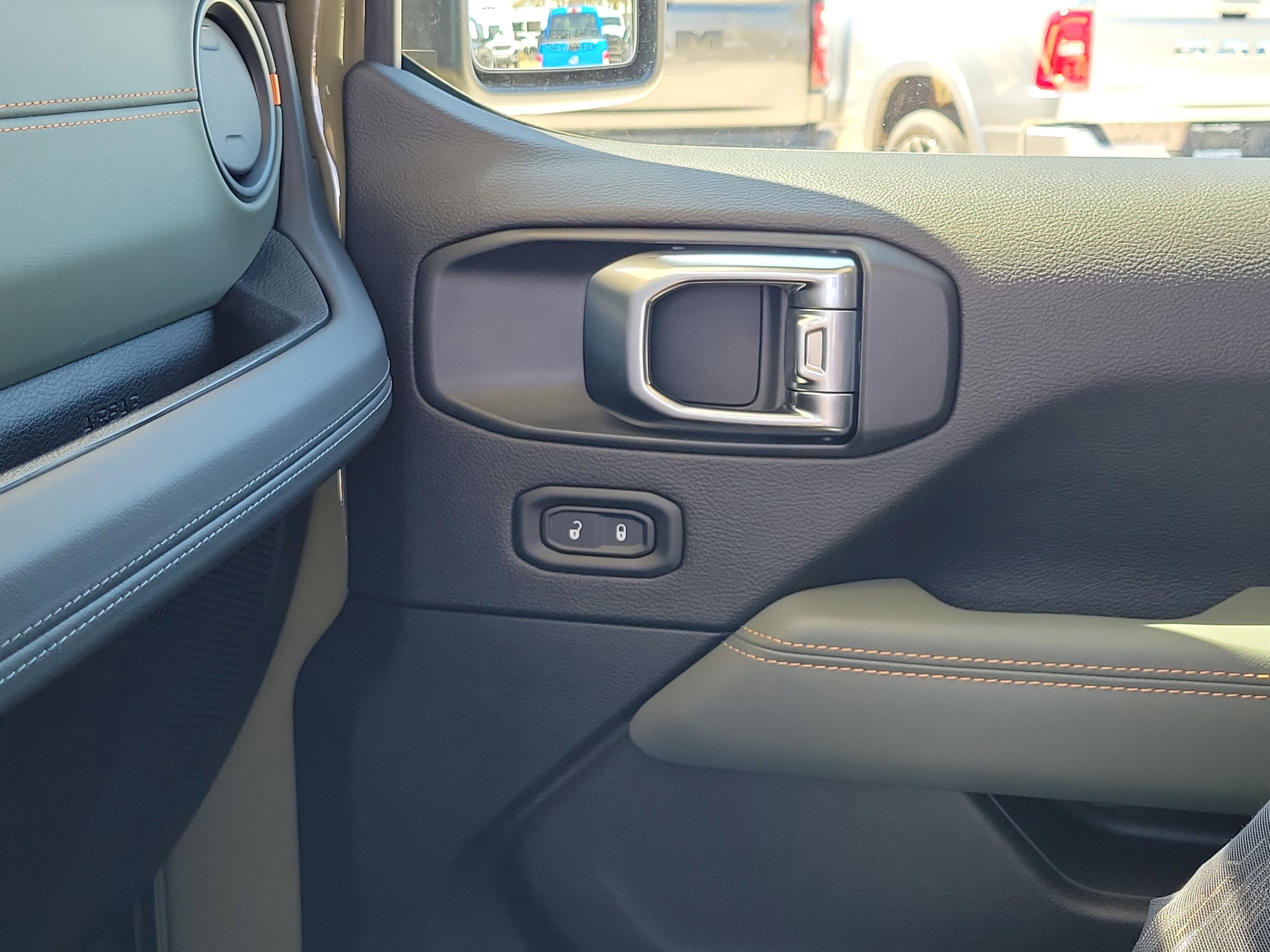 New 2026 41 Exterior Paint Jeep Mojave image 21