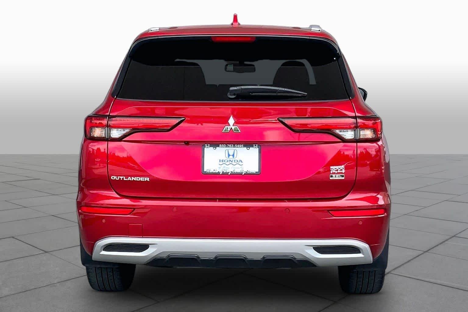 Used 2022 Red Diamond Mitsubishi SEL Special Edition image 5