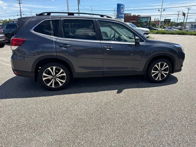 Used 2022 Gray Metallic Subaru Limited image 24