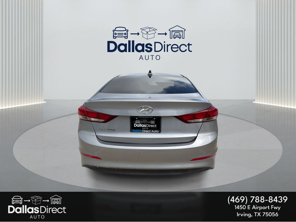 Used 2017 Shale Gray Metallic Hyundai SE image 7