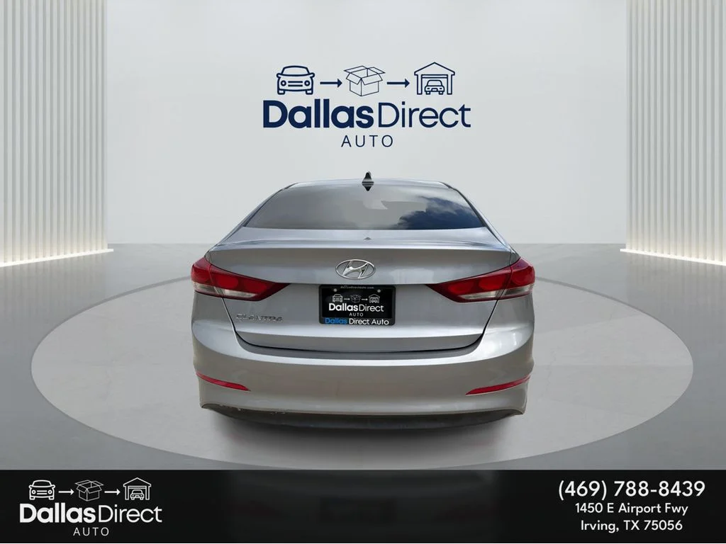 Used 2017 Shale Gray Metallic Hyundai SE image 7