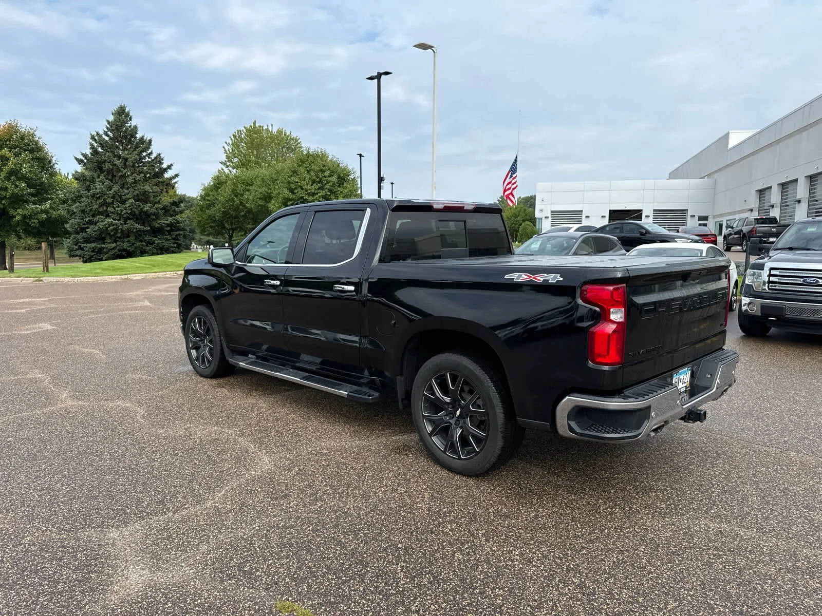 Used 2022 Black Chevrolet LTZ image 5