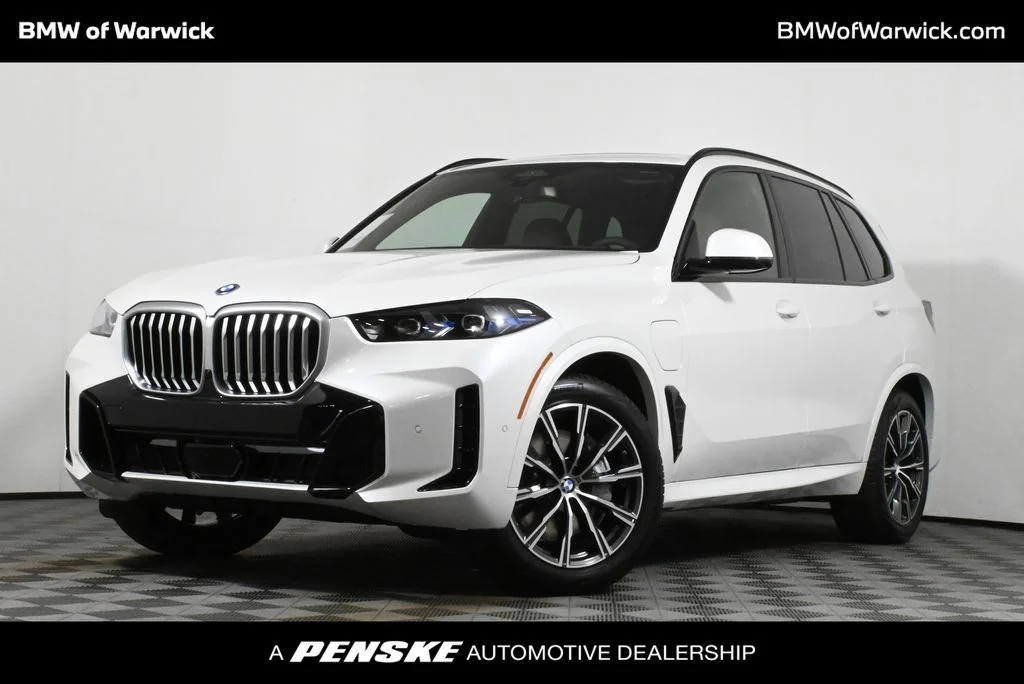Used 2026 White BMW xDrive50e image 1