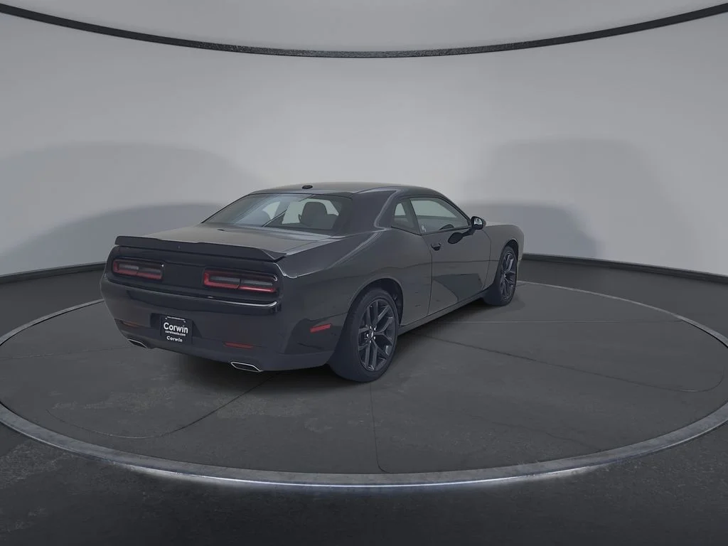 Used 2023 Black Dodge SXT image 16