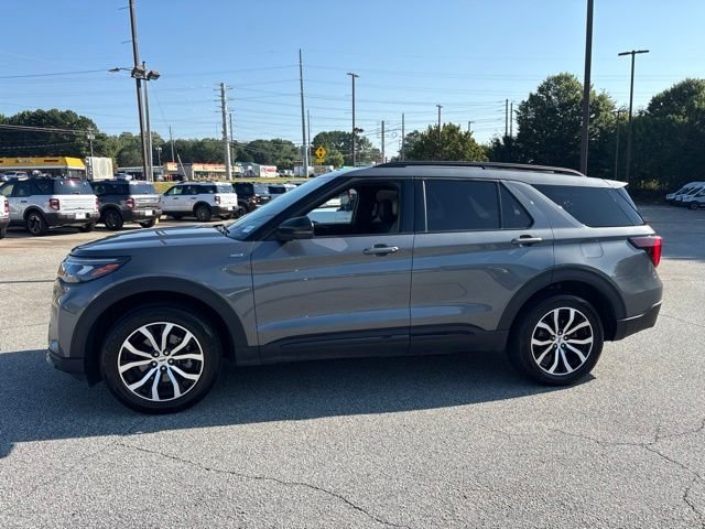 Used 2025 Gray Ford ST-Line image 5