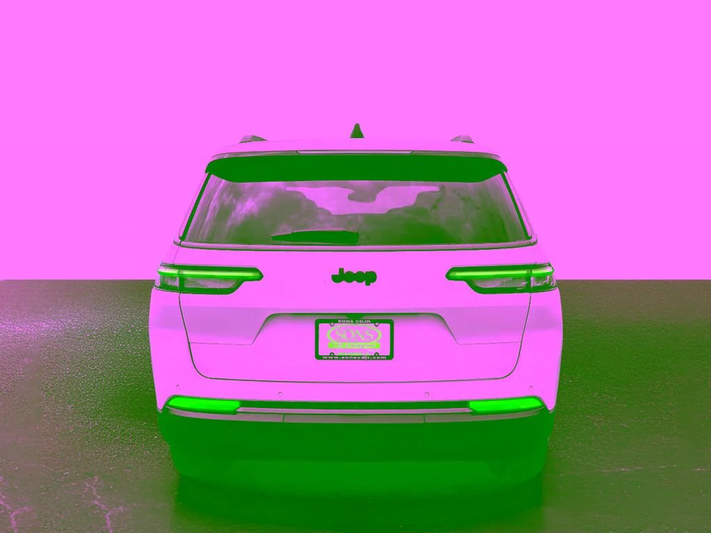 New 2026 Bright White Clear-Coat Exterior Paint Jeep Laredo image 10