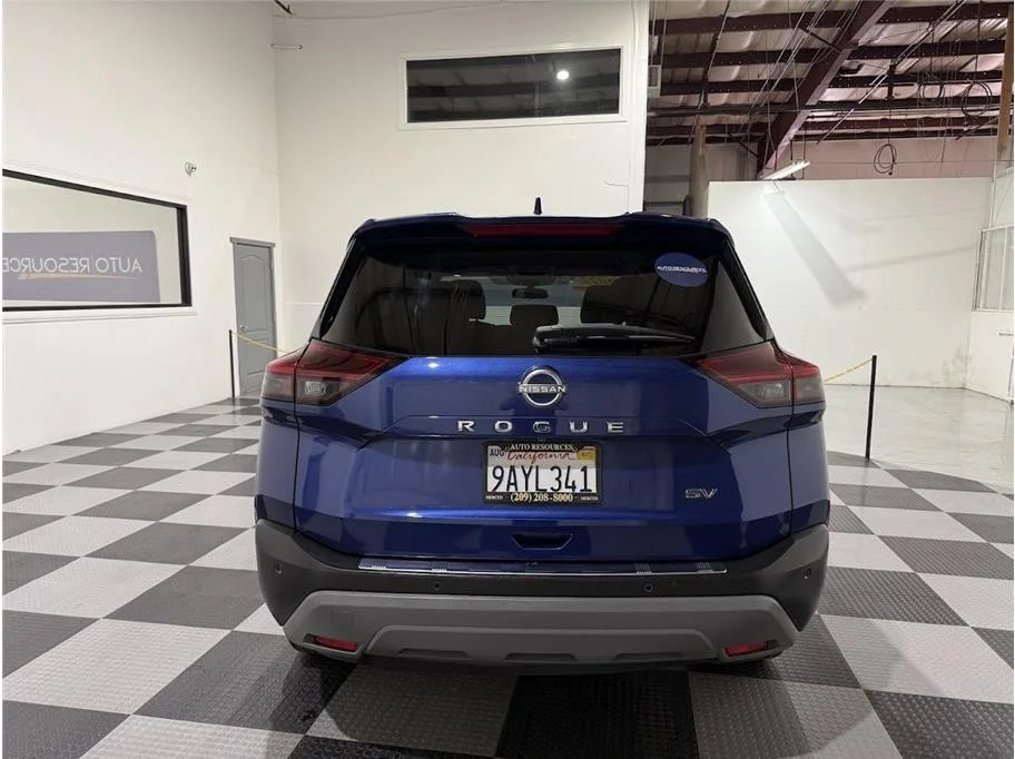 2022 Nissan Rogue SV - Photo 6