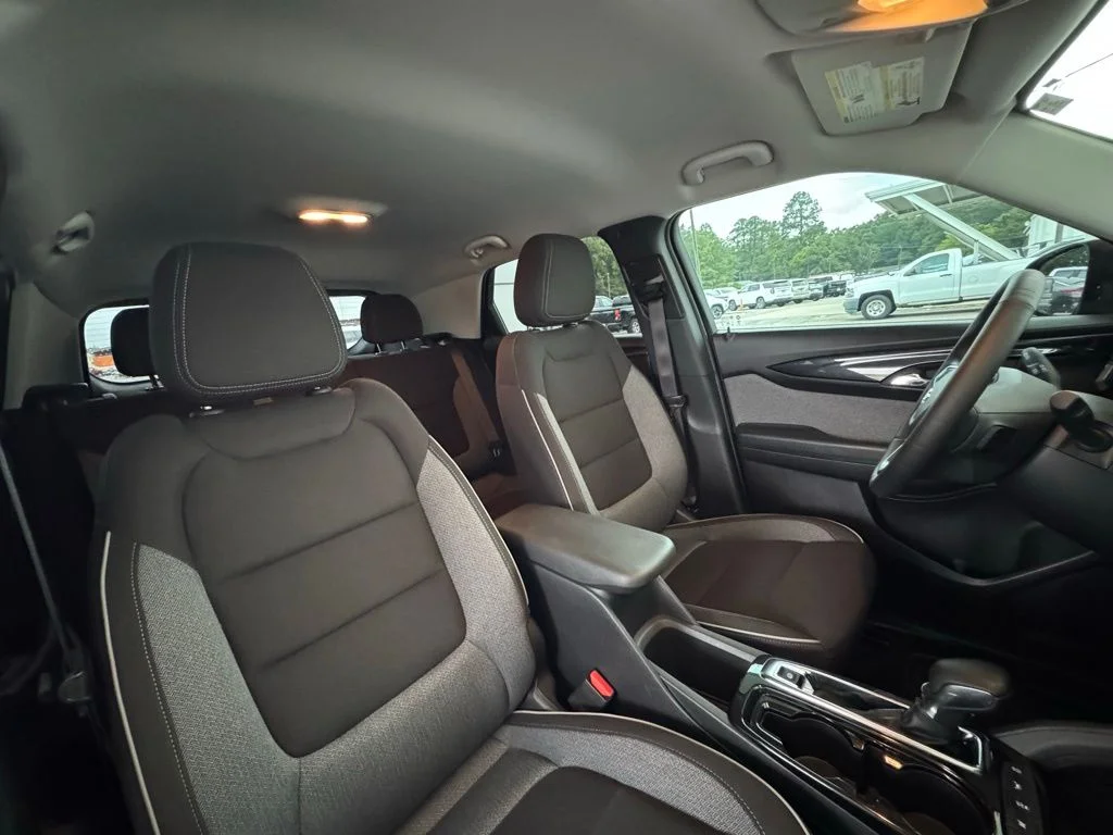 Used 2024 Red Chevrolet LT image 17