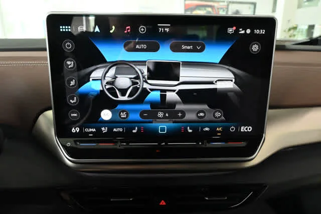 New 2026 WHITE Volkswagen Pro image 8