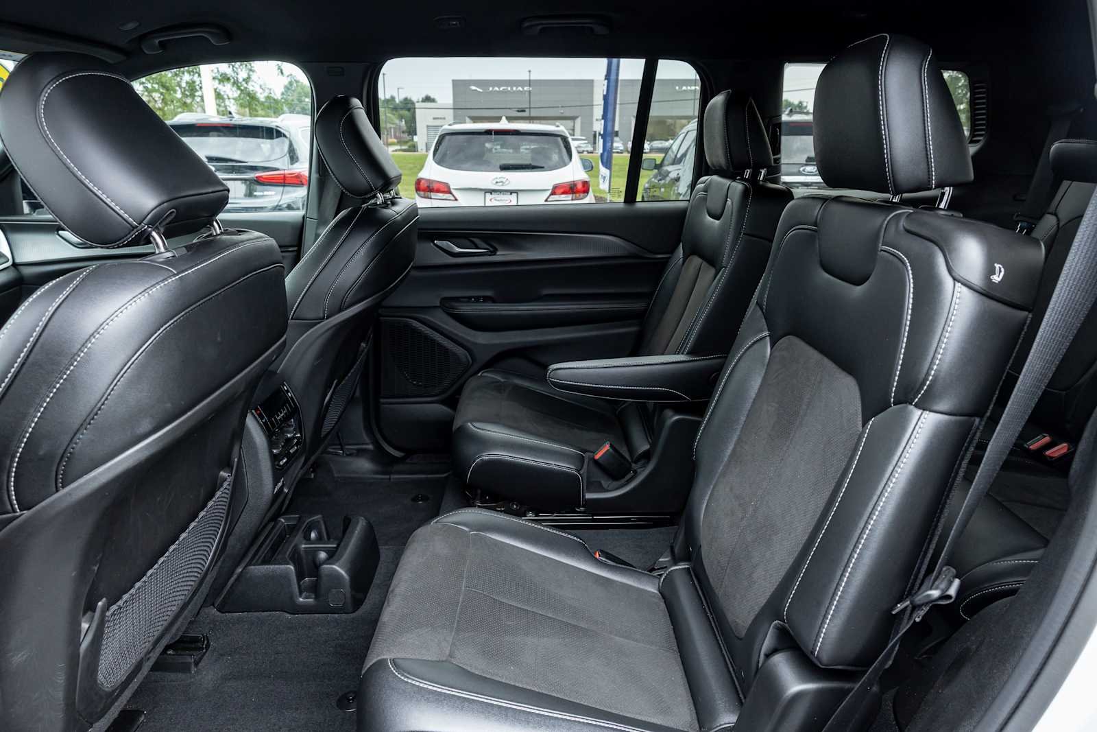 Used 2023 Bright White Clearcoat Jeep Altitude image 27