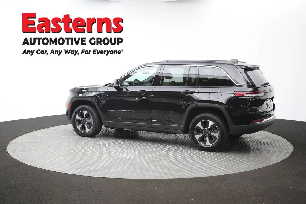 Used 2024 Black Jeep 4xe image 67