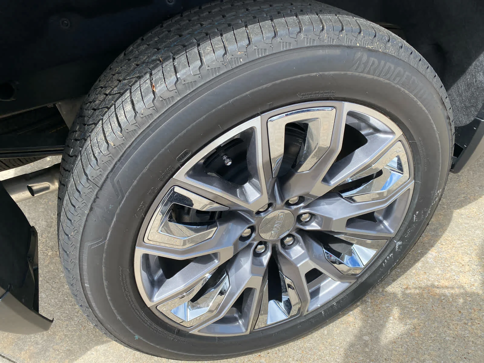New 2026 Sterling Metallic GMC Denali image 28